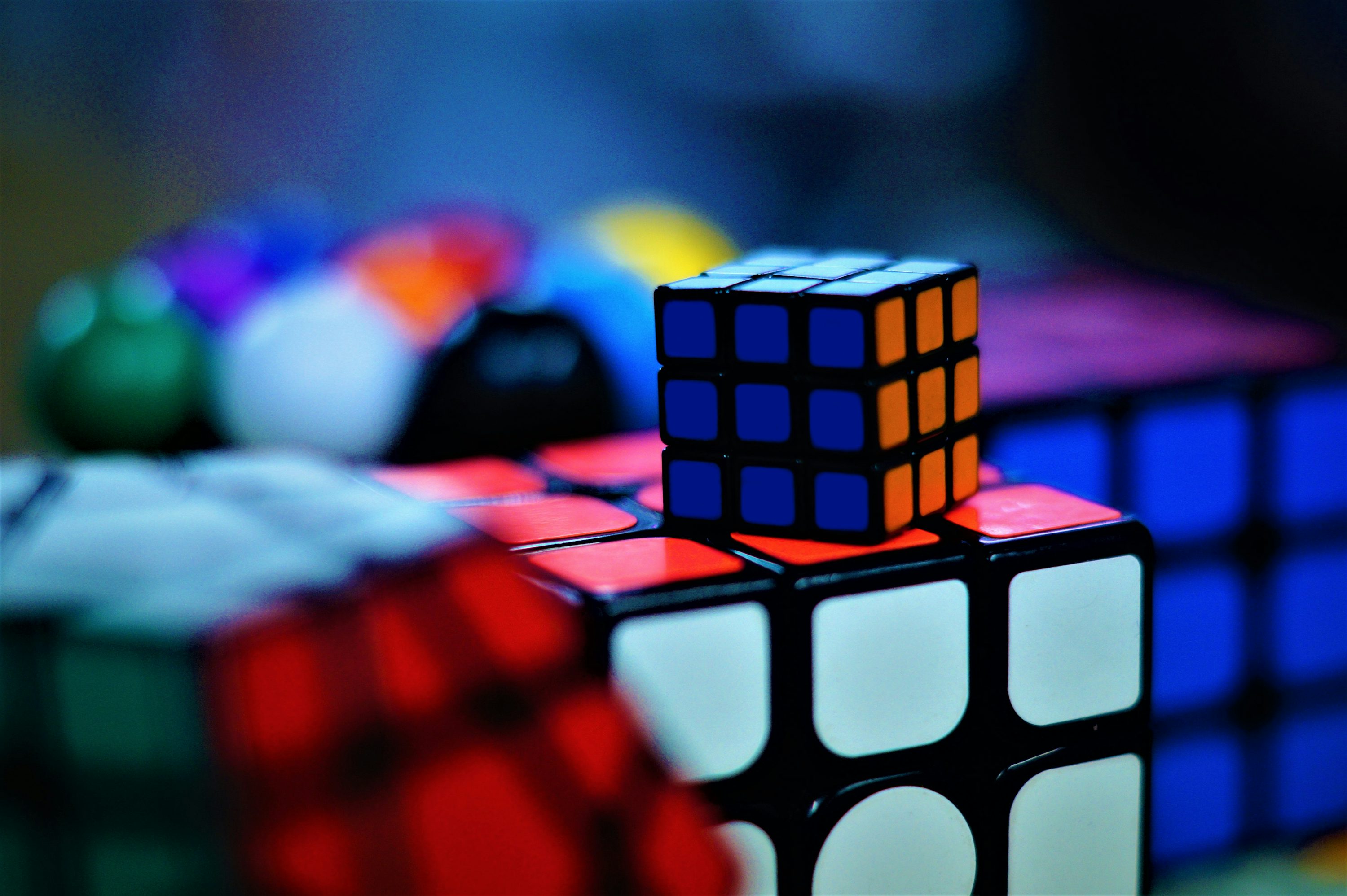 Rubik's Cube en cours de résolution